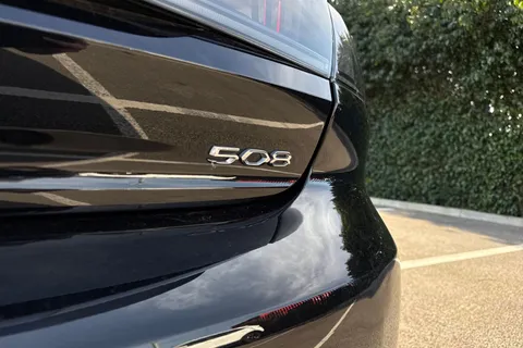 DF23WWP PEUGEOT 508 1.2 PureTech GT Premium Fastback EAT Euro 6 (s/s) 5dr Thumbnail #32