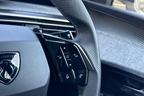 KP74JWC PEUGEOT 3008 1.2 HYBRID GT e-DSC6 Euro 6 (s/s) 5dr Thumbnail #38