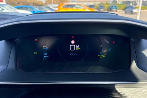 VO72OUK PEUGEOT e-2008 50kWh GT Premium Auto 5dr (7kW Charger) Thumbnail #38