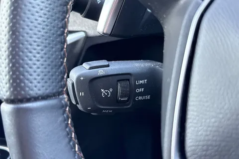 KM73YNB PEUGEOT 3008 1.2 HYBRID GT e-DSC6 Euro 6 (s/s) 5dr Thumbnail #42