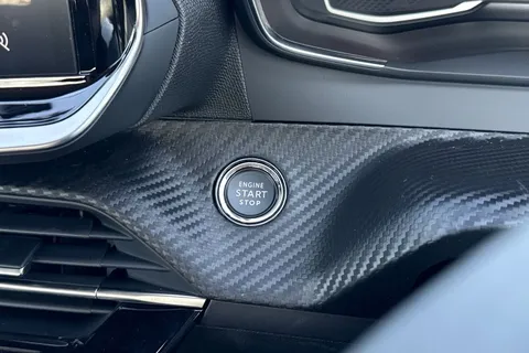 DG75MUP PEUGEOT 208 1.2 PureTech Style Euro 6 (s/s) 5dr Thumbnail #40