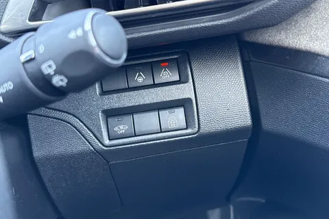 KM73YNB PEUGEOT 3008 1.2 HYBRID GT e-DSC6 Euro 6 (s/s) 5dr Thumbnail #44