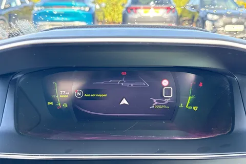 DE23FFD PEUGEOT 2008 1.2 PureTech Allure Premium + Euro 6 (s/s) 5dr Thumbnail #42