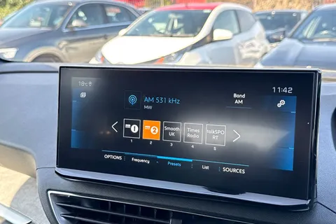 KM73YNB PEUGEOT 3008 1.2 HYBRID GT e-DSC6 Euro 6 (s/s) 5dr Thumbnail #47