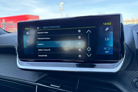 VO72OUK PEUGEOT e-2008 50kWh GT Premium Auto 5dr (7kW Charger) Thumbnail #46