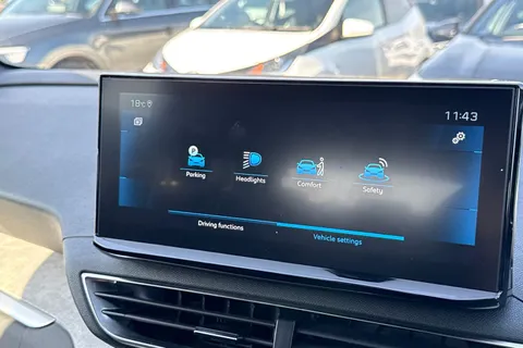 KM73YNB PEUGEOT 3008 1.2 HYBRID GT e-DSC6 Euro 6 (s/s) 5dr Thumbnail #55