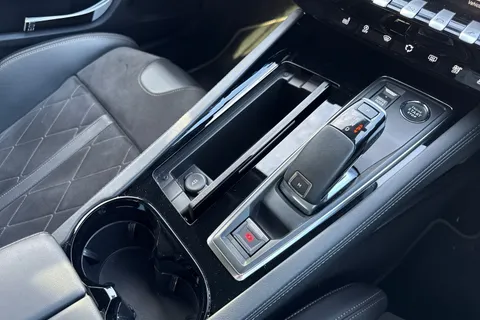 DF23WWP PEUGEOT 508 1.2 PureTech GT Premium Fastback EAT Euro 6 (s/s) 5dr Thumbnail #59