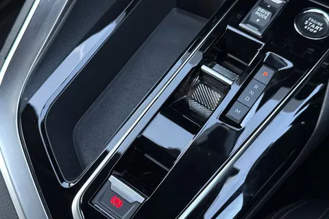 KM73YNB PEUGEOT 3008 1.2 HYBRID GT e-DSC6 Euro 6 (s/s) 5dr Thumbnail #61