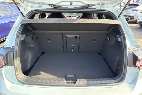  Volkswagen Golf 2.0 TSI GTI Hatchback 5dr Petrol DSG Euro 6 (s/s) (265 ps) Thumbnail #7