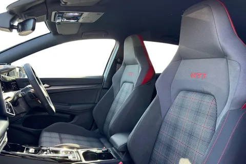  Volkswagen Golf 2.0 TSI GTI DSG Euro 6 (s/s) 5dr Thumbnail #16