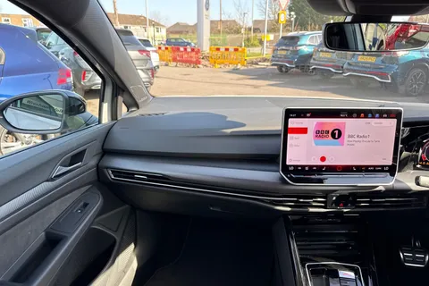  Volkswagen Golf 2.0 TSI GTI DSG Euro 6 (s/s) 5dr Thumbnail #20