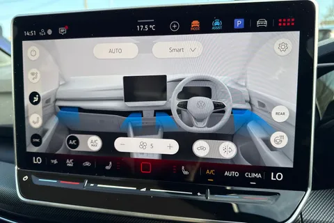  Volkswagen Golf 2.0 TSI GTI Hatchback 5dr Petrol DSG Euro 6 (s/s) (265 ps) Thumbnail #22