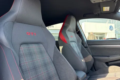  Volkswagen Golf 2.0 TSI GTI DSG Euro 6 (s/s) 5dr Thumbnail #24