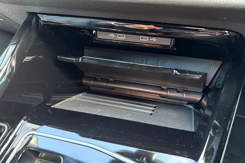  Volkswagen Golf 2.0 TSI GTI Hatchback 5dr Petrol DSG Euro 6 (s/s) (265 ps) Thumbnail #39