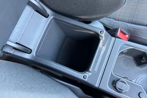  Volkswagen Golf 2.0 TSI GTI DSG Euro 6 (s/s) 5dr Thumbnail #41