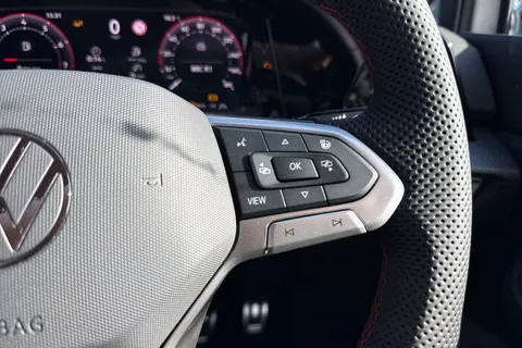  Volkswagen Golf 2.0 TSI GTI DSG Euro 6 (s/s) 5dr Thumbnail #44