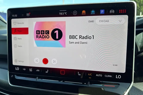  Volkswagen Golf 2.0 TSI GTI DSG Euro 6 (s/s) 5dr Thumbnail #48