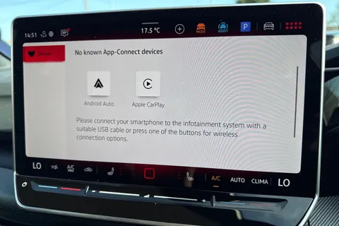  Volkswagen Golf 2.0 TSI GTI Hatchback 5dr Petrol DSG Euro 6 (s/s) (265 ps) Thumbnail #51