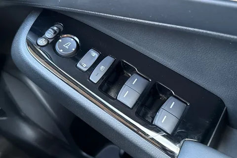 LC24WCY Honda HR-V 1.5 eHEV Advance 5dr CVT Thumbnail #36