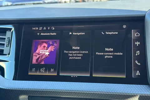  Audi A1 1.0 TFSI 25 Sport Sportback S Tronic Euro 6 (s/s) 5dr Thumbnail #16