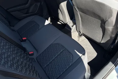  Audi A1 1.0 TFSI 25 Sport Sportback S Tronic Euro 6 (s/s) 5dr Thumbnail #39