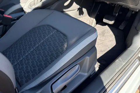  Audi A1 1.0 TFSI 25 Sport Sportback S Tronic Euro 6 (s/s) 5dr Thumbnail #40