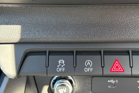  Audi A1 1.0 TFSI 25 Sport Sportback S Tronic Euro 6 (s/s) 5dr Thumbnail #56