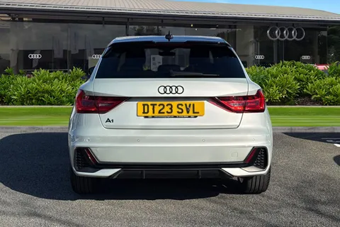 DT23SVL Audi A1 Black Edition 35 TFSI  150 PS S tronic Thumbnail #4