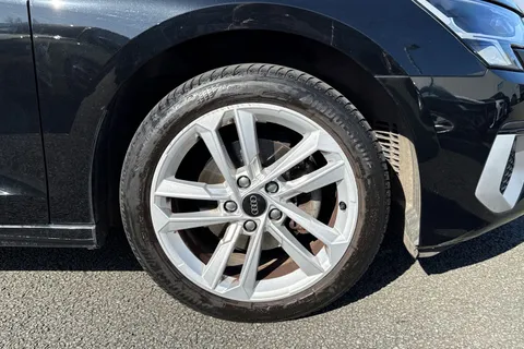 DS23RVO Audi A3 Sportback Sport 30 TFSI 110 PS 6-speed Thumbnail #11