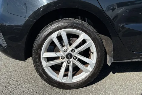 DS23RVO Audi A3 Sportback Sport 30 TFSI 110 PS 6-speed Thumbnail #12