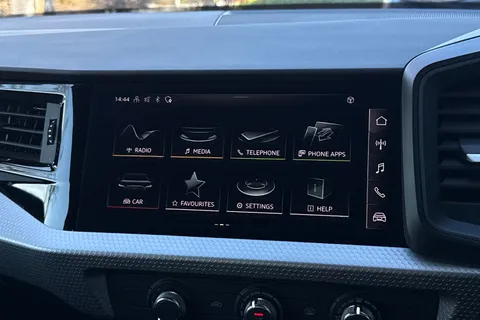 DT23SVL Audi A1 Black Edition 35 TFSI  150 PS S tronic Thumbnail #29