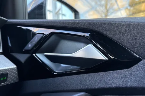 DT23SVL Audi A1 Black Edition 35 TFSI  150 PS S tronic Thumbnail #39