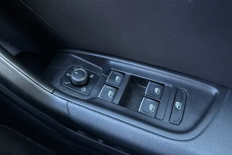 DT23SVL Audi A1 Black Edition 35 TFSI  150 PS S tronic Thumbnail #40