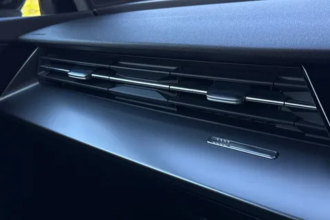 DS23RVO Audi A3 Sportback Sport 30 TFSI 110 PS 6-speed Thumbnail #53