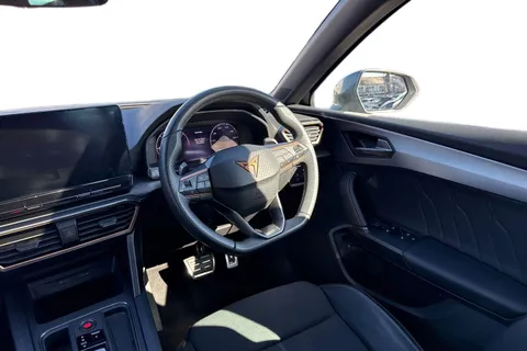 KM74AKX CUPRA Leon 1.4 eHybrid 12.8kWh VZ2 Design Edition DSG Euro 6 (s/s) 5dr Thumbnail #14