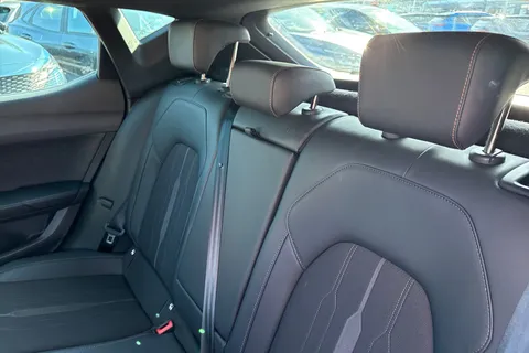 KM74AKX CUPRA Leon 1.4 eHybrid 12.8kWh VZ2 Design Edition DSG Euro 6 (s/s) 5dr Thumbnail #15