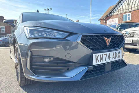 KM74AKX CUPRA Leon 1.4 eHybrid 12.8kWh VZ2 Design Edition DSG Euro 6 (s/s) 5dr Thumbnail #18