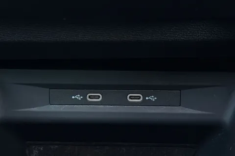 KM74AKX CUPRA Leon 1.4 eHybrid 12.8kWh VZ2 Design Edition DSG Euro 6 (s/s) 5dr Thumbnail #43