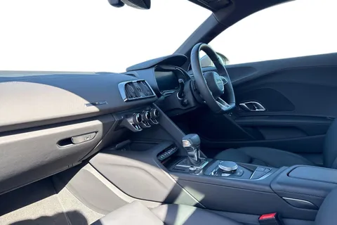 DA72KBJ Audi R8 V10 Performance RWD 570 PS S tronic Thumbnail #9