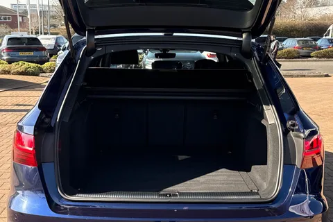 BD24VLG Audi A4 Avant Avant Black Edition 35 TFSI  150 PS S tronic Thumbnail #10