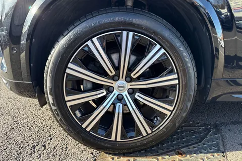 KN21DHK Volvo Xc90 2.0 B6 MHEV Inscription Auto 4WD Euro 6 (s/s) 5dr Thumbnail #10