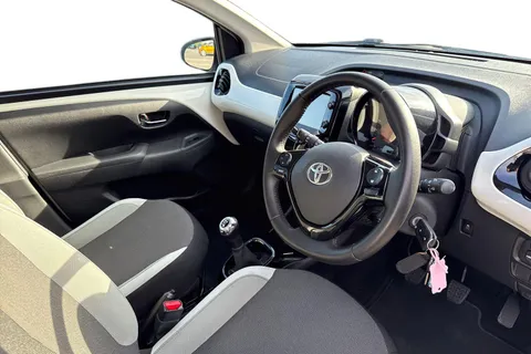 DF17RDX Toyota Aygo 1.0 VVT-i x-press Euro 6 5dr Thumbnail #7