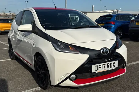 DF17RDX Toyota Aygo 1.0 VVT-i x-press Euro 6 5dr Thumbnail #16