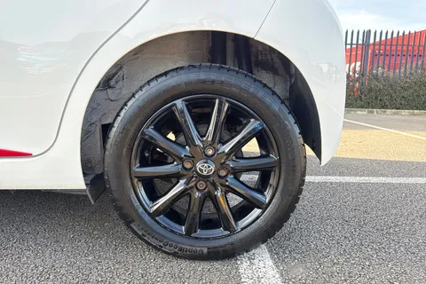 DF17RDX Toyota Aygo 1.0 VVT-i x-press Euro 6 5dr Thumbnail #23