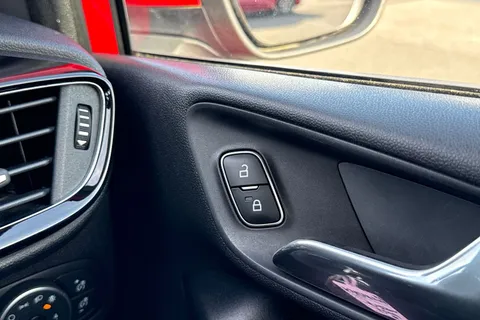 39 of 63 for Ford Fiesta 1.0T EcoBoost Zetec Euro 6 (s/s) 5dr