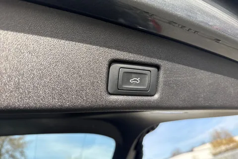 PF25DKO Audi Q5 S line TFSI quattro 204 PS S tronic Thumbnail #38