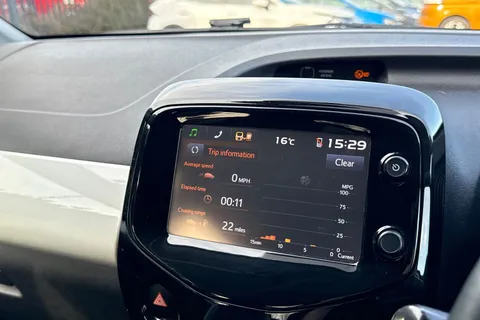 DF17RDX Toyota Aygo 1.0 VVT-i x-press Euro 6 5dr Thumbnail #43