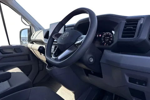 ML74TYV Volkswagen Crafter 2.0 TDI 140PS Commerce Plus High Roof Van Thumbnail #9