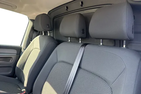 MF25JTZ Volkswagen Id. Buzz Cargo 210kW Commerce 79kWh Auto Thumbnail #11