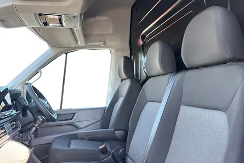 ML74TYV Volkswagen Crafter 2.0 TDI 140PS Commerce Plus High Roof Van Thumbnail #12